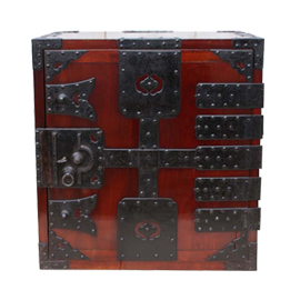 Sea chest type Keyaki wood tansu